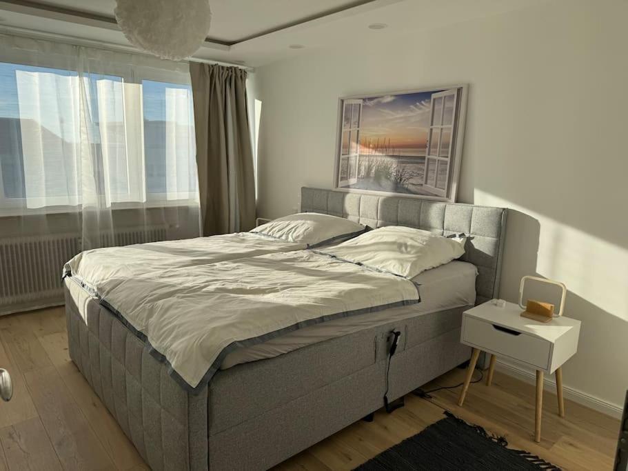 Place To Be In Apartment